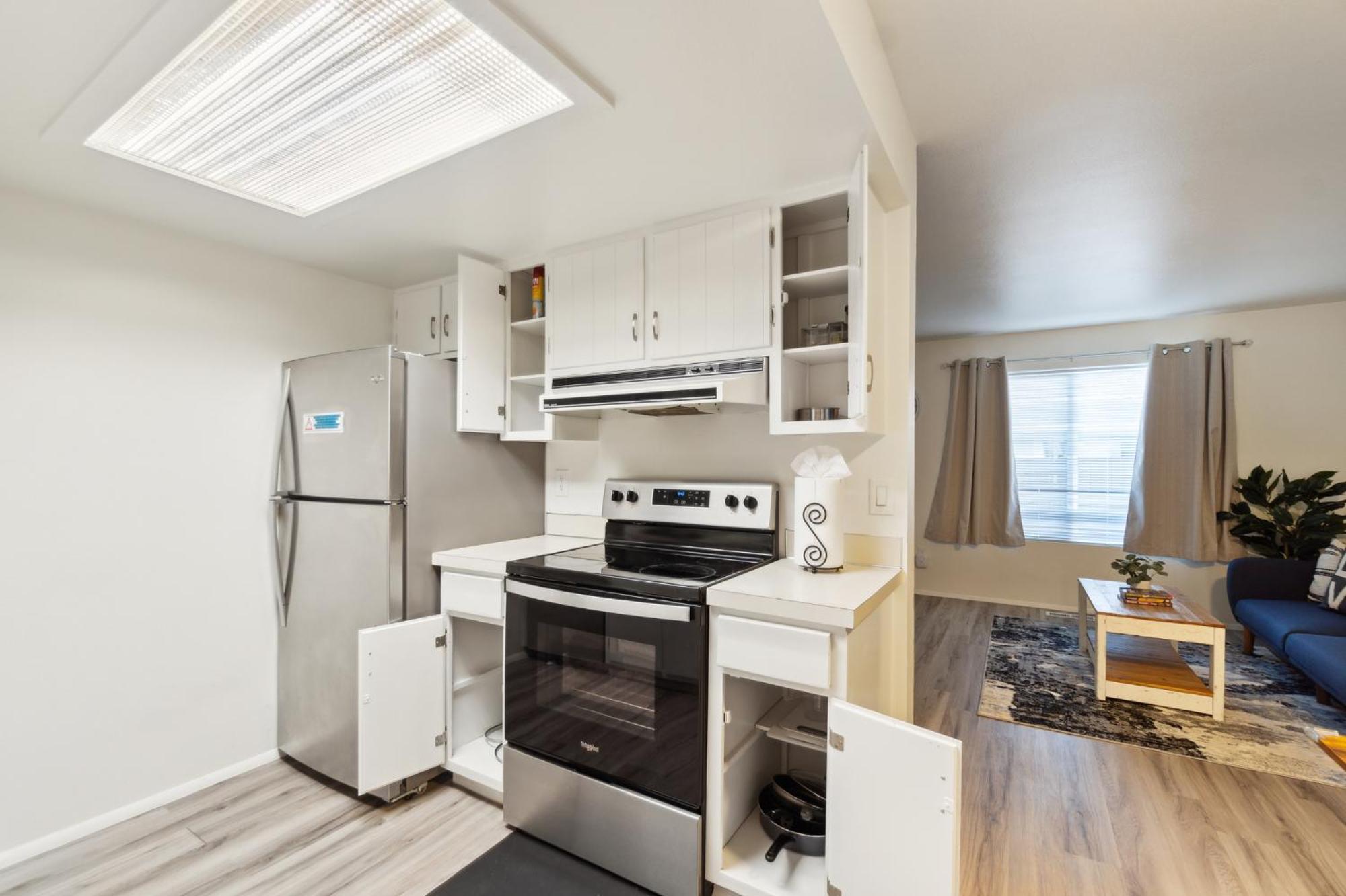 Central Bellevue Guesthouse ภายนอก รูปภาพ